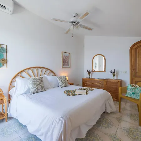 Sea Whisper -sunset, Sea, Easy Stay, Shops Praiano